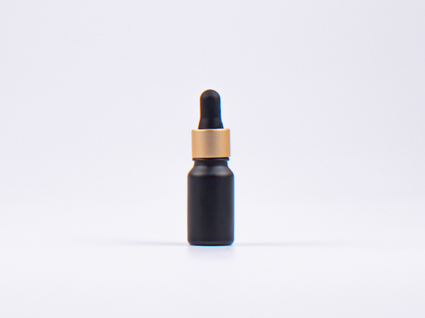 Schwarzglasflasche 10ml, mit Pipette gold
